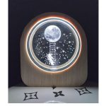 گوی شیشه ای لیزری طرح ماه و فضانورد