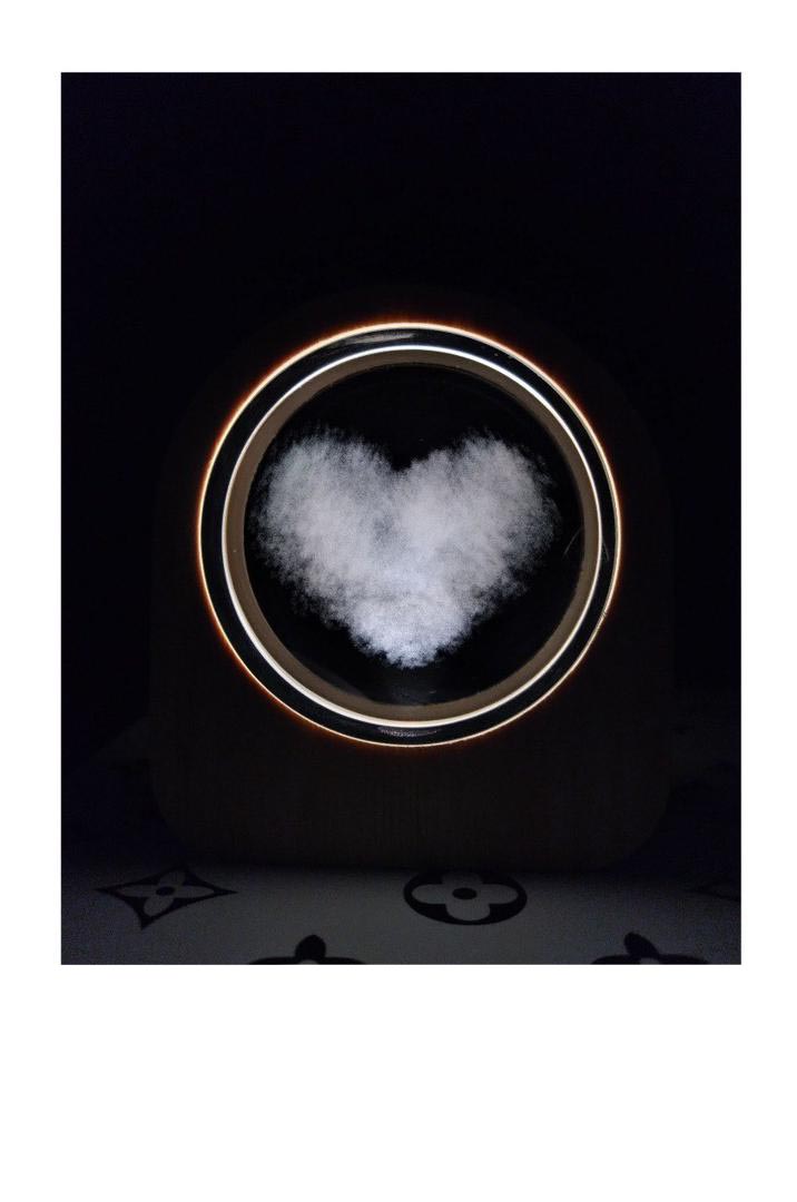 IMG-20250129-WA0128 گوی شیشه ای لیزری طرح قلب - تصویر 1