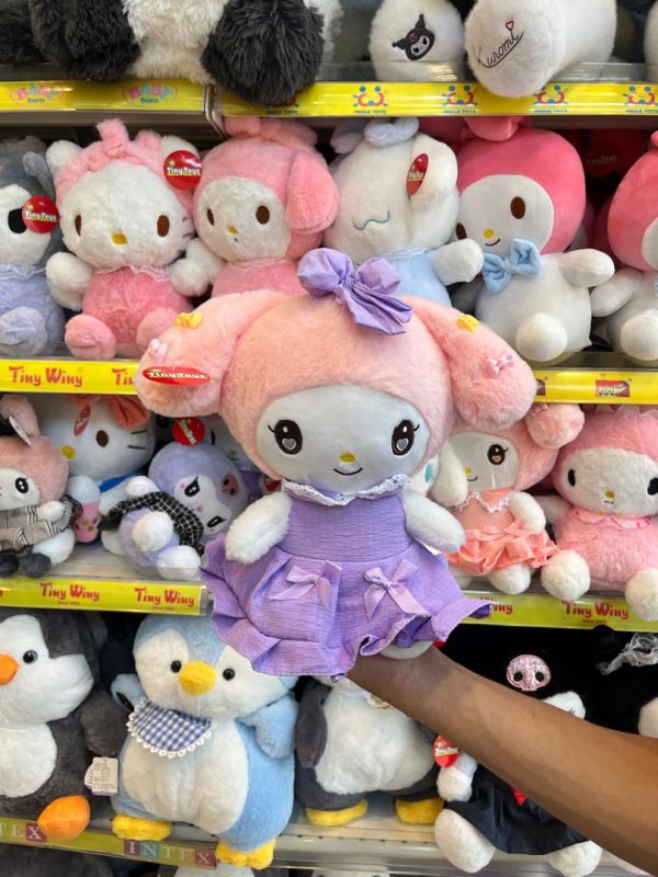 WhatsApp Image 2025-05-20 at 17.31.10_913028f4 ملودی پاپیون به سر لباس بنفش 30 سانتی - Image 1