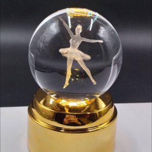 گوی لیزری چرخشی پایه طلایی دختربالرین