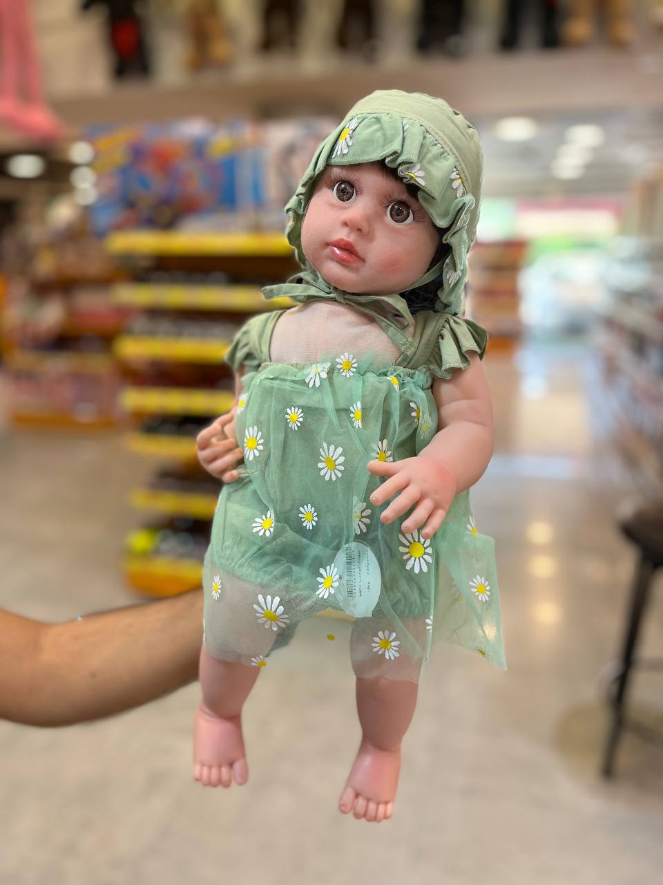 photo_2025-06-10_13-43-30 عروسک هوشمند عسل 55 سانت لباس سبز 5530 - تصویر 1