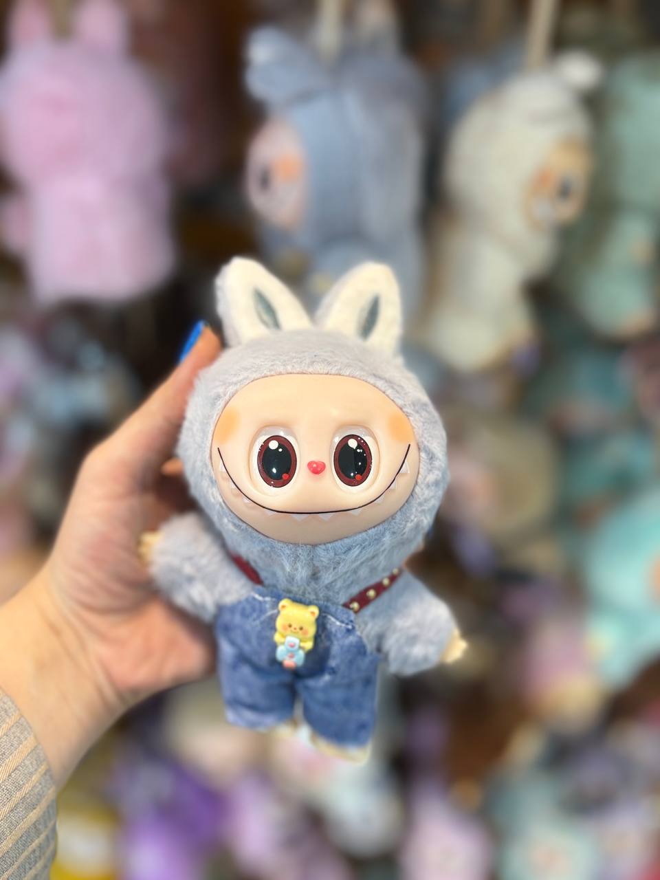 photo_2025-07-21_21-03-29 عروسک لبوبو های کپی مدل لباس دار - خاکستری - تصویر 1