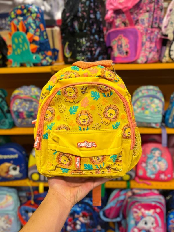 کوله پشتی طرح شیر 6682 smiggle - Image 1