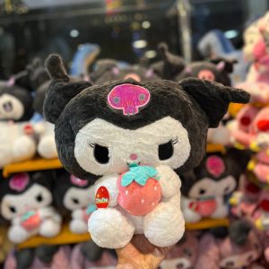 عروسک پتو دار کرومی توت فرنگی بدست