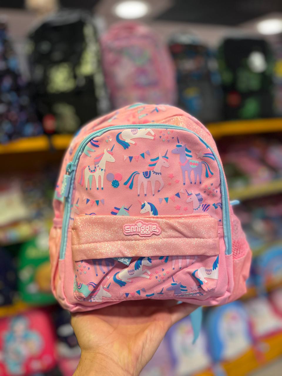 photo_2025-09-24_17-35-45 کوله پشتی اسمیگل طرح تک شاخ