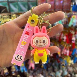 سر کلیدی لبوبو لباس زرد