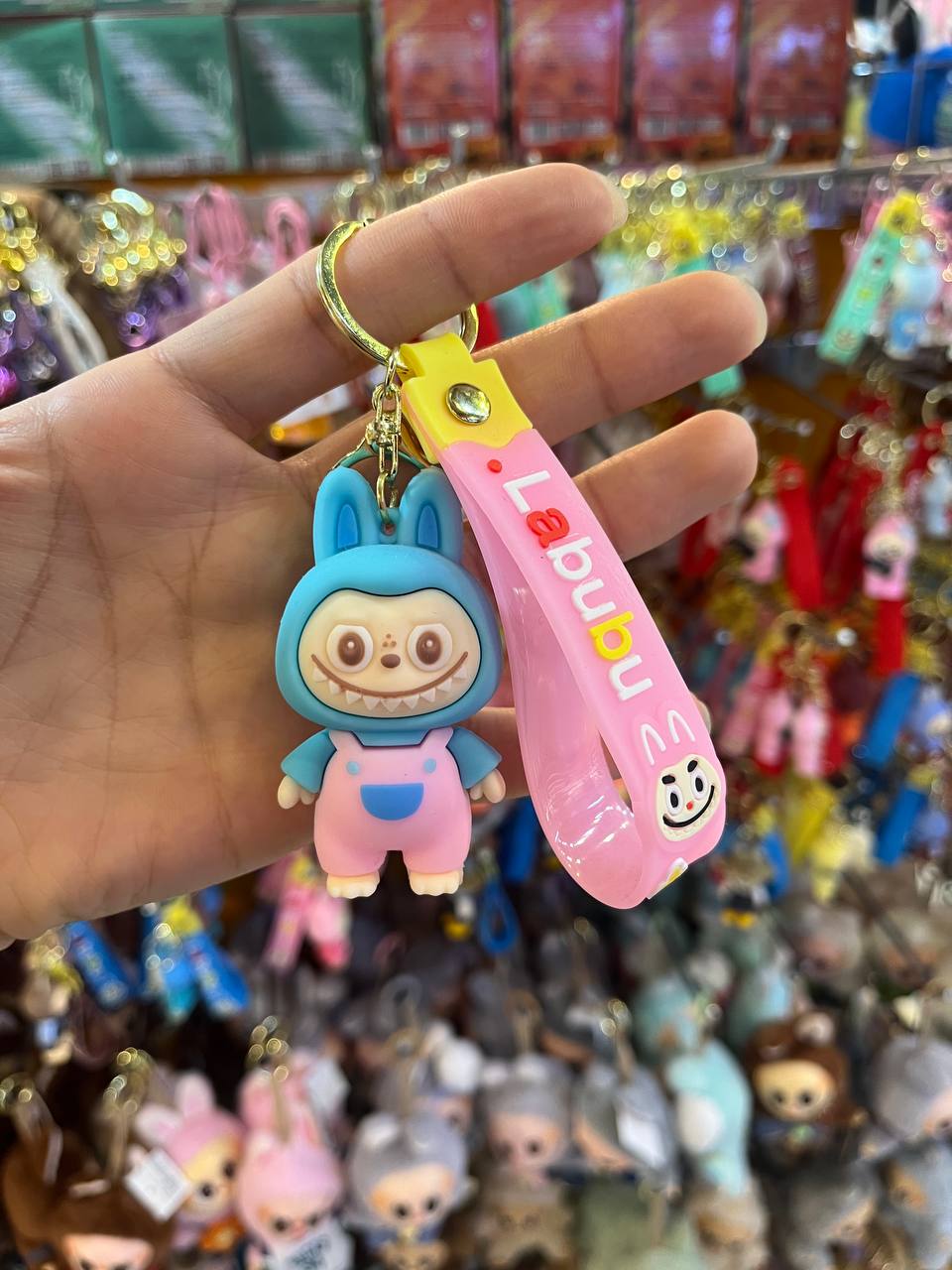 photo_2025-10-05_10-53-26 سر کلیدی لبوبو آبی - تصویر 1