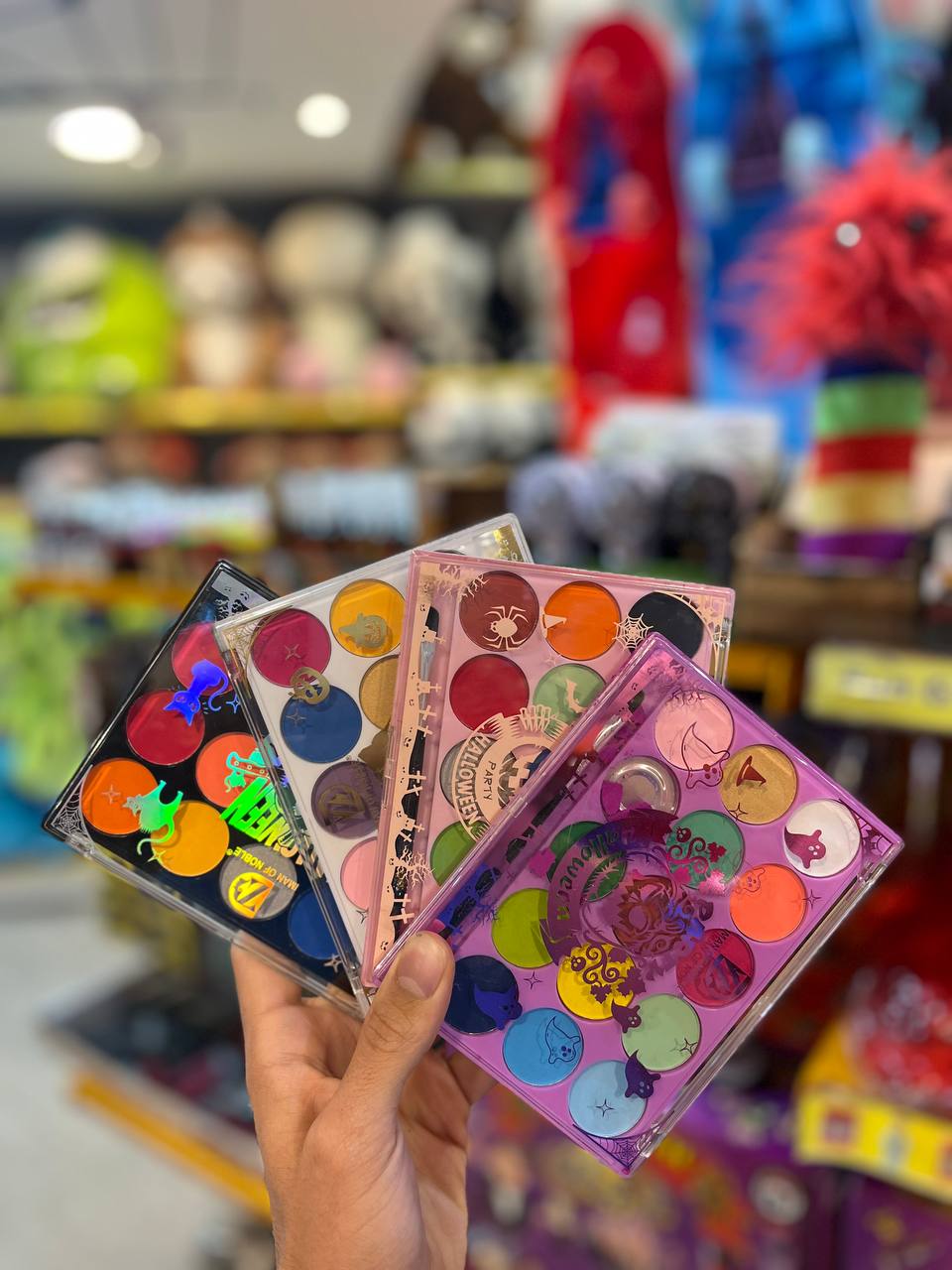 photo_2025-10-22_19-34-25 واتر میکاپ(گریم صورت)8397 - تصویر 1