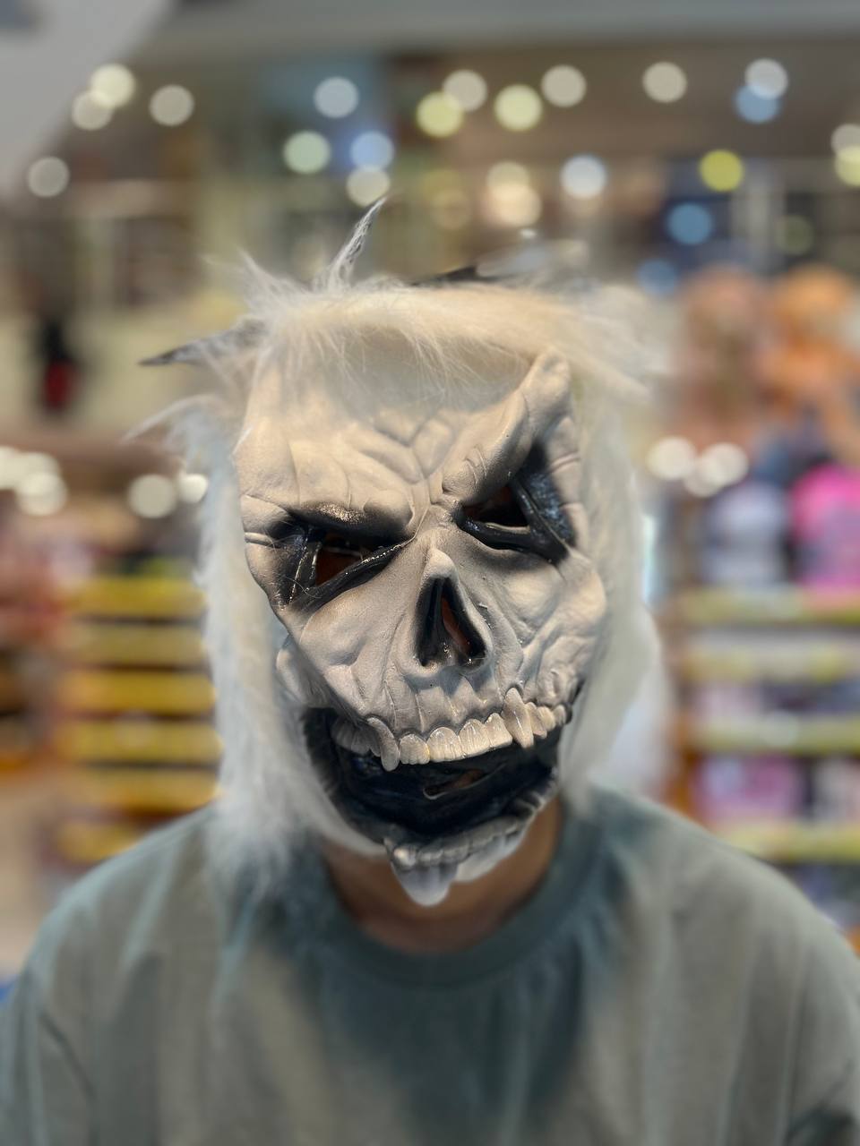 photo_2025-10-26_11-55-22 ماسک لاتکس ساخت کشور سریلانکا طرح اسکلت سفید - تصویر 1