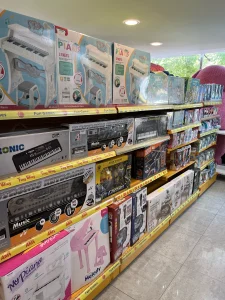 فروشگاه تینی تویز شیراز