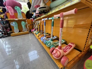 فروشگاه تینی تویز شیراز