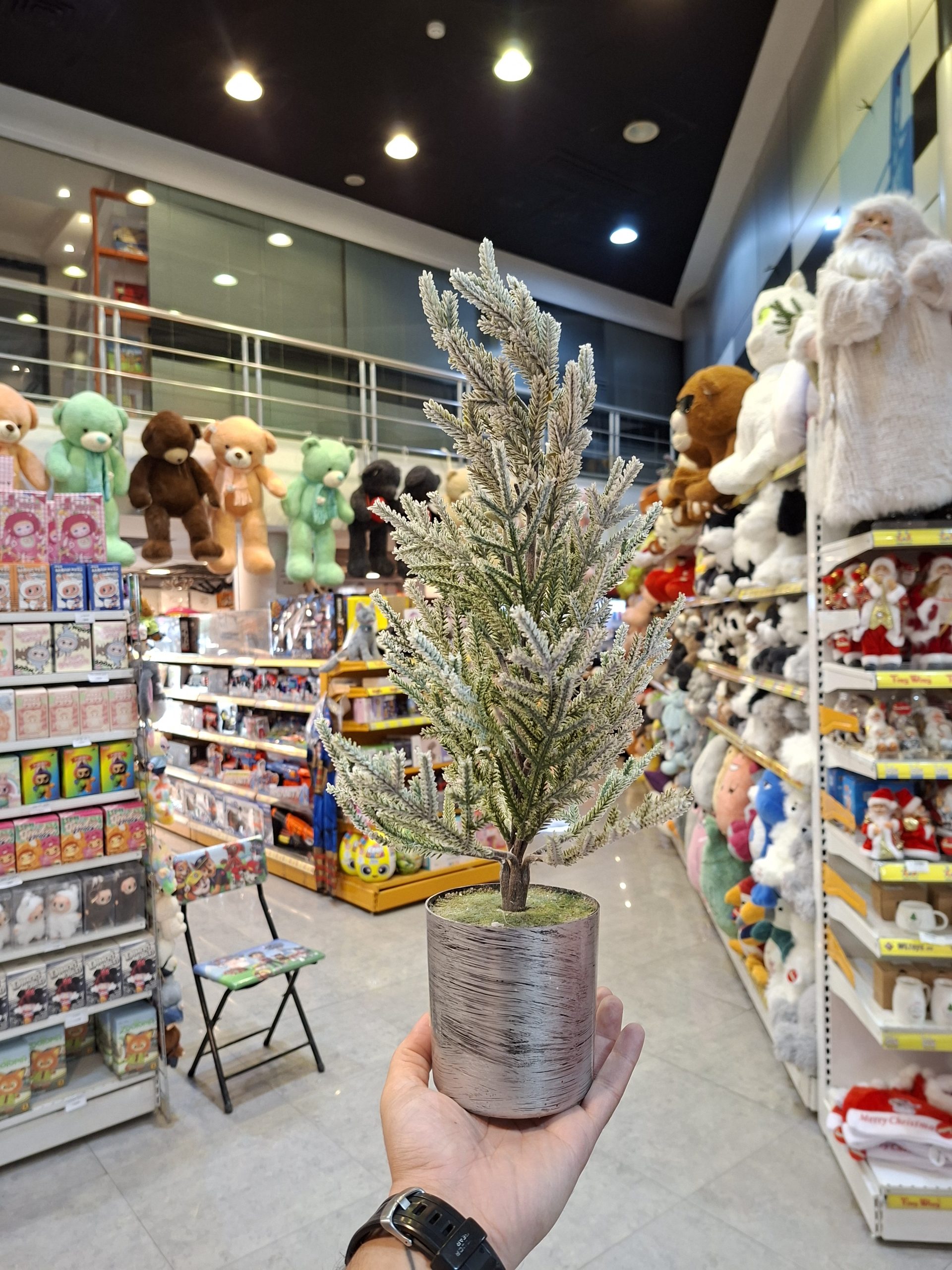 20251125_112734 درختچه سال نو گلدانی 52سانت کد 1062 - Image 1