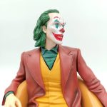 شخصیت جوکر واکین فینیکس کت قرمز اورجینال 9474606 - تصویر 4