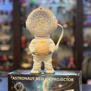 پروژکتور کهکشانی طرح فضانورد ایستاده ماه به دست