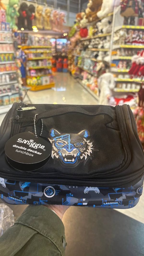 کیف ظرف غذا smiggel 6684 طرح شیر - Image 1