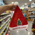 کلاه بابانوئل طرح دار چراغدار طرح درخت سال نو 4164