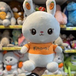 عروسک خرگوش لباس نارنجی ۶۰ سانت