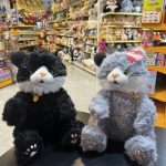 عروسک گربه گردنبندی ۳۰ سانت