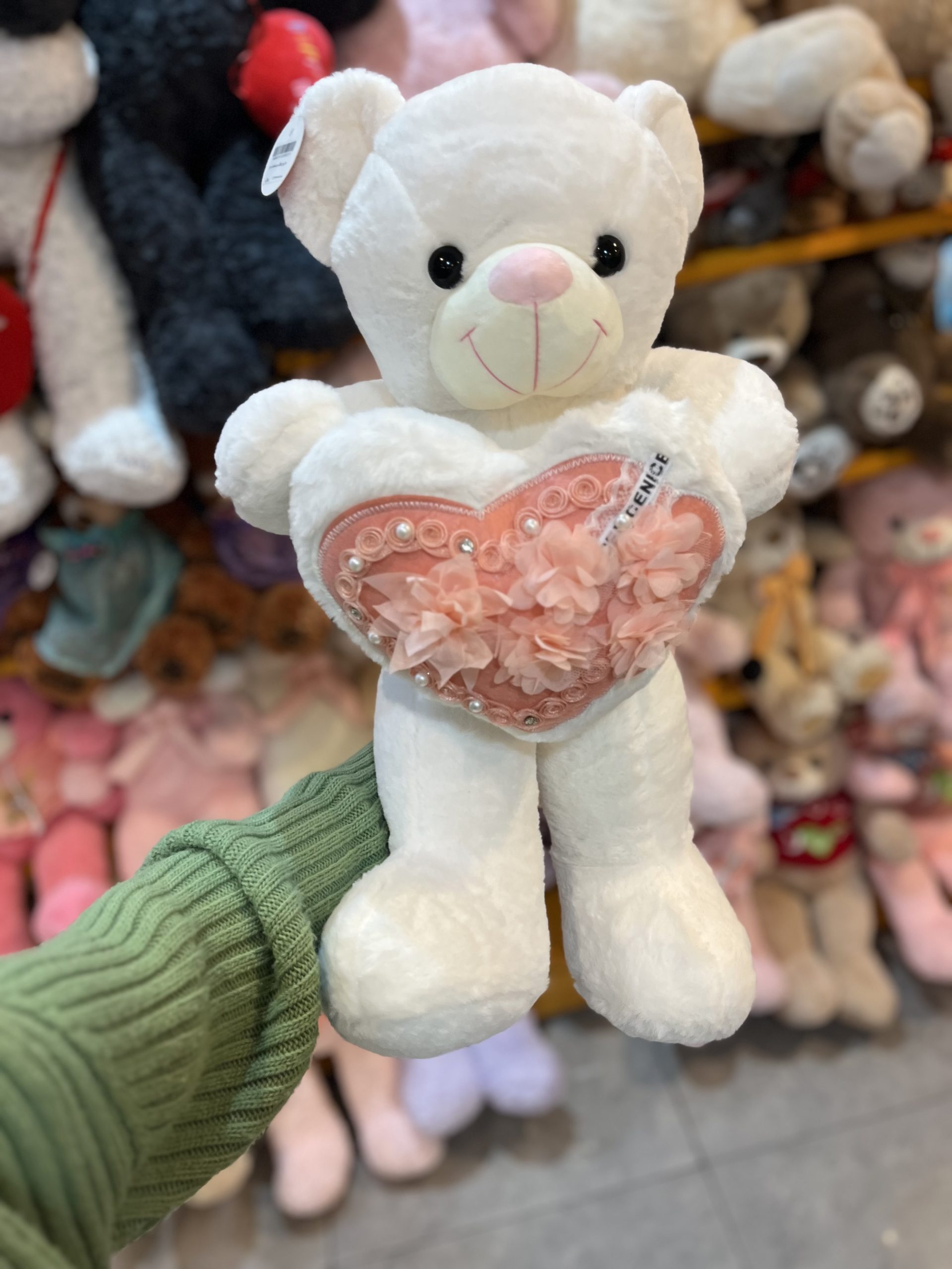 IMG_3299 عروسک خرس قلب بدست ۶۰ سانت - تصویر 1